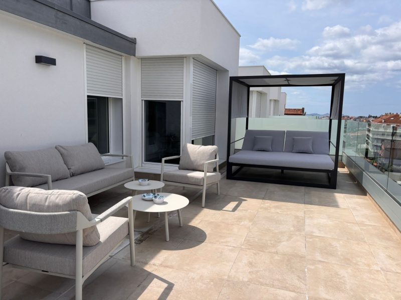 Ático Zoo (c/terraza)